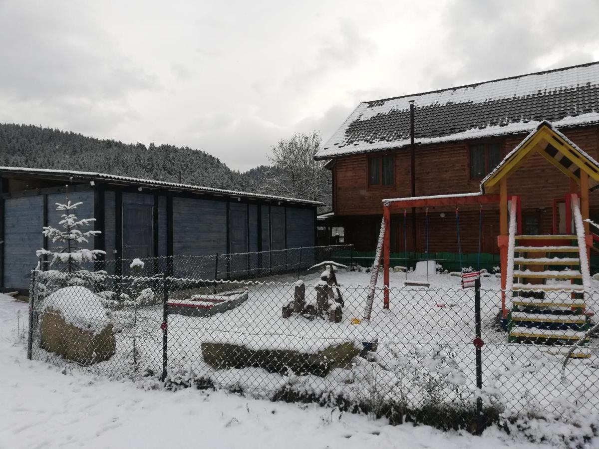 Krym Hotel Yaremche Eksteriør billede