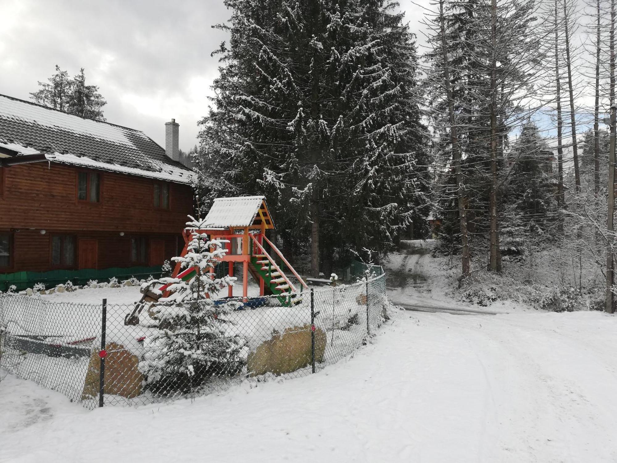 Krym Hotel Yaremche Eksteriør billede