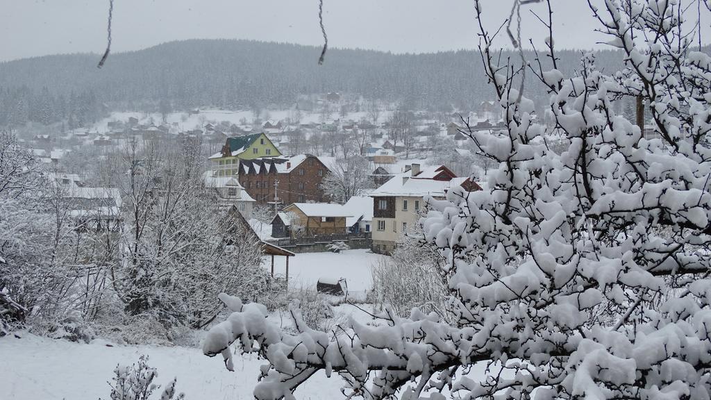 Krym Hotel Yaremche Eksteriør billede